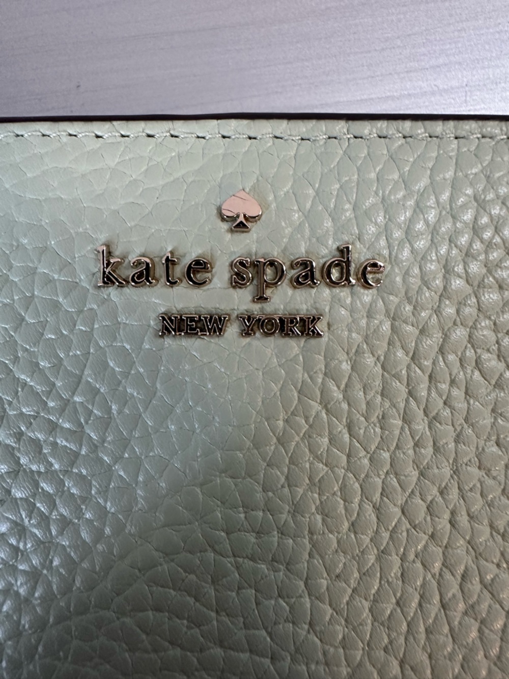 Kate Spade Dumpling Pebbled Leather Large Slim Bifold Wallet Light Olive Green - Picture 4 of 9